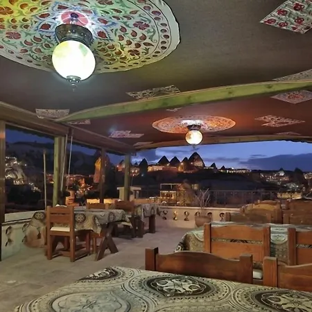 Hotel House 2*