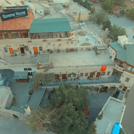 Hotel House 2*