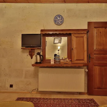 Hotel House 2*